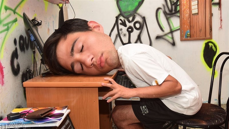 Instructions to make a simple human head image for iOS