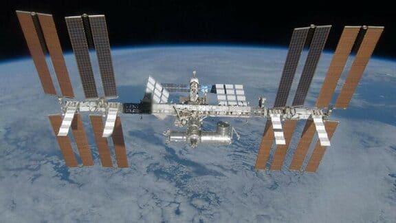 Trạm dải ngân hà quốc tế (ISS) là gì?