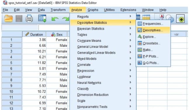 Truy cập Analyze => Descriptive Statistics => Descriptives