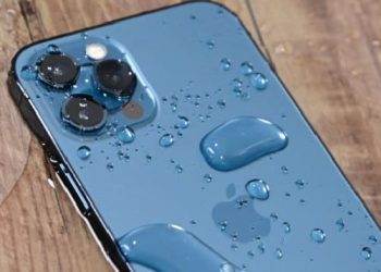 Thay pin iPhone 11 Pro Max có mất chống nước không 39