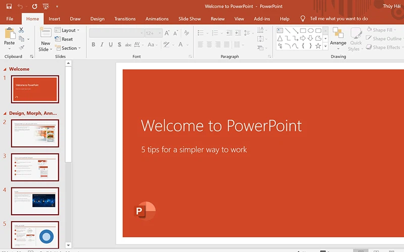 How to combine two Powerpoint files into one