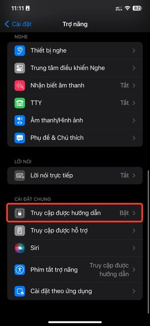 How to hide the Home Bar on iPhone