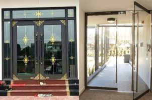 Viet Phong specializes in providing tempered glass doors and glass walls for all projects