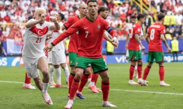 UEFA tăng cường an ninh ở Euro 2024 sau vụ việc của Ronaldo - Soi kèo Georgia vs Bồ Đào Nha, 2:00 ngày 27/06 8 UEFA tăng cường an ninh ở Euro 2024 sau vụ việc của Ronaldo - Soi kèo Georgia vs Bồ Đào Nha, 2:00 ngày 27/06 7