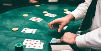 casino ae888 - Tận Hưởng Niềm Vui May Mắn và Cơ Hội Đổi Đời