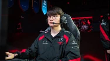 Tin Hot LCK Mùa Hè 2024: Faker, Keria phàn nàn về T1