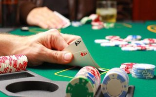 Mẹo chơi poker trực tuyến tại Gemwin từ cao thủ