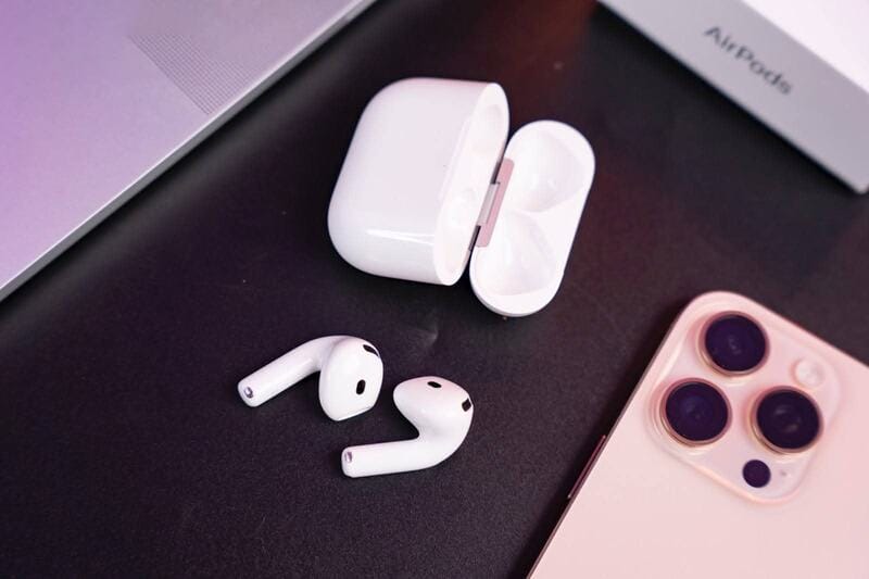 AirPods 4