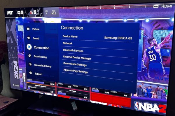Cách chiếu màn hình iPhone lên TV Samsung siêu đơn giản 12 Chọn Connection (Kết nối)