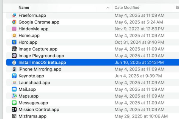 Tìm ứng dụng có tên "Install macOS Beta.app"