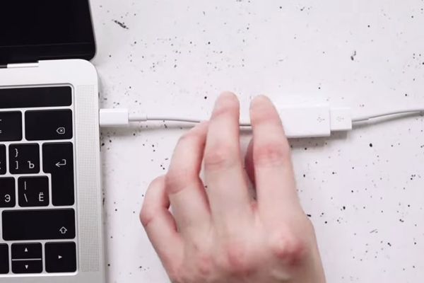 Kết nối iPhone/iPad với máy tính
