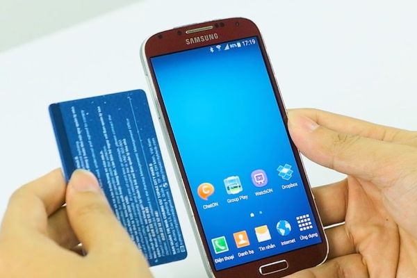 Tại sao nên tích hợp thẻ giữ xe vào điện thoại Samsung?