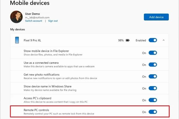 Gạt bật công tắc ở mục "Remote PC controls"