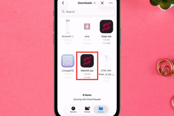 Hướng dẫn cài Scarlet iOS để cài mọi file IPA không bị thu hồi 33 Chọn file IPA bạn muốn cài đặt