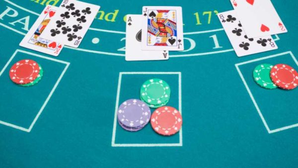 Cờ bạc ngầm tựa game casino mô phỏng thế giới ngầm 1