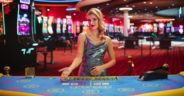Lợi Ích Khi Tham Gia Giải Đấu Nội Bộ Rikvip