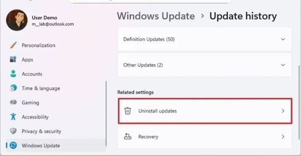 Nhấp vào tùy chọn Uninstall updates
