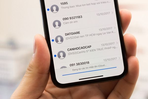 Cơ chế hoạt động của tin nhắn trên iCloud