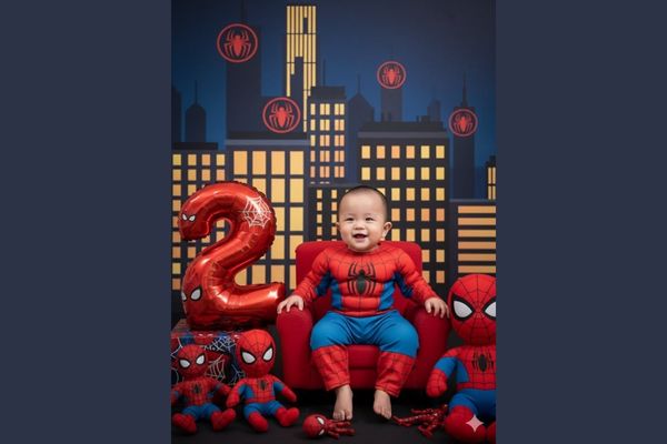 Tổng hợp 11+ lệnh Ghép ảnh sinh nhật cho bé bằng AI 19 Biến hình thành siêu anh hùng SpiderMan