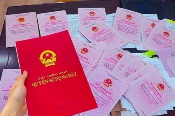 Tại sao cần nộp sổ đỏ qua ứng dụng VNeID?