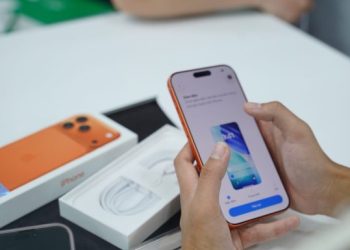 "Đập hộp" nhanh iPhone 17 Pro Max 15 "Đập hộp" nhanh iPhone 17 Pro Max 9