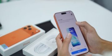 "Đập hộp" nhanh iPhone 17 Pro Max 45
