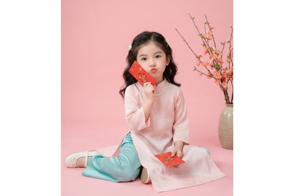 Khoảnh khắc làm nũng đáng yêu