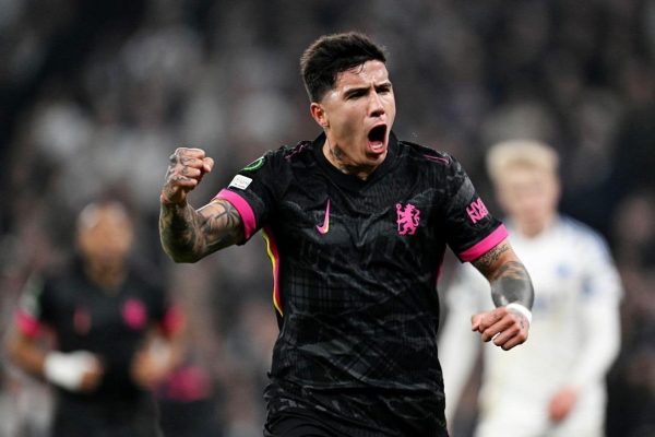 Khám Phá Cuộc Đời và Sự Nghiệp Cầu Thủ Tanaboon Kittiphan 7 Sự Nghiệp Thi Đấu Rực Rỡ - Cánh Cửa Mở Ra Đẳng Cấp Quốc Tế