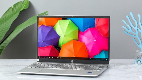 Laptop HP RAM 16GB: Ai nên chọn và có cần thiết không? 6 Màn hình ảnh hưởng trực tiếp đến trải nghiệm sử dụng mỗi ngày.