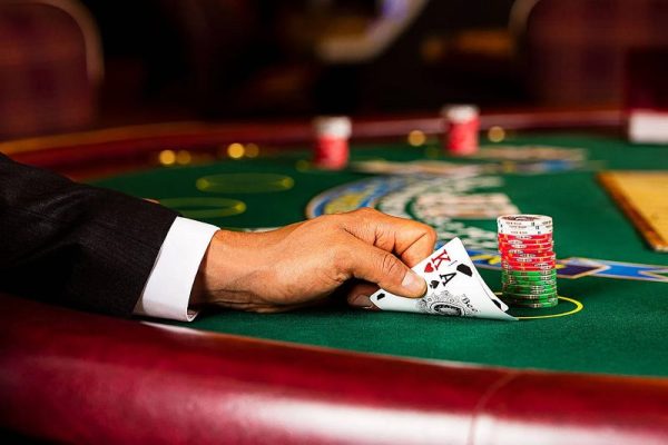 Cách chơi Blackjack Fun79 chuẩn luật và mẹo tăng thắng 3