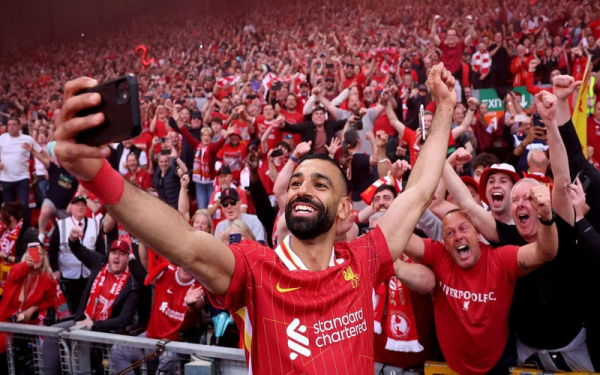 Liverpool có biệt danh "The Reds" (Lữ đoàn Đỏ)